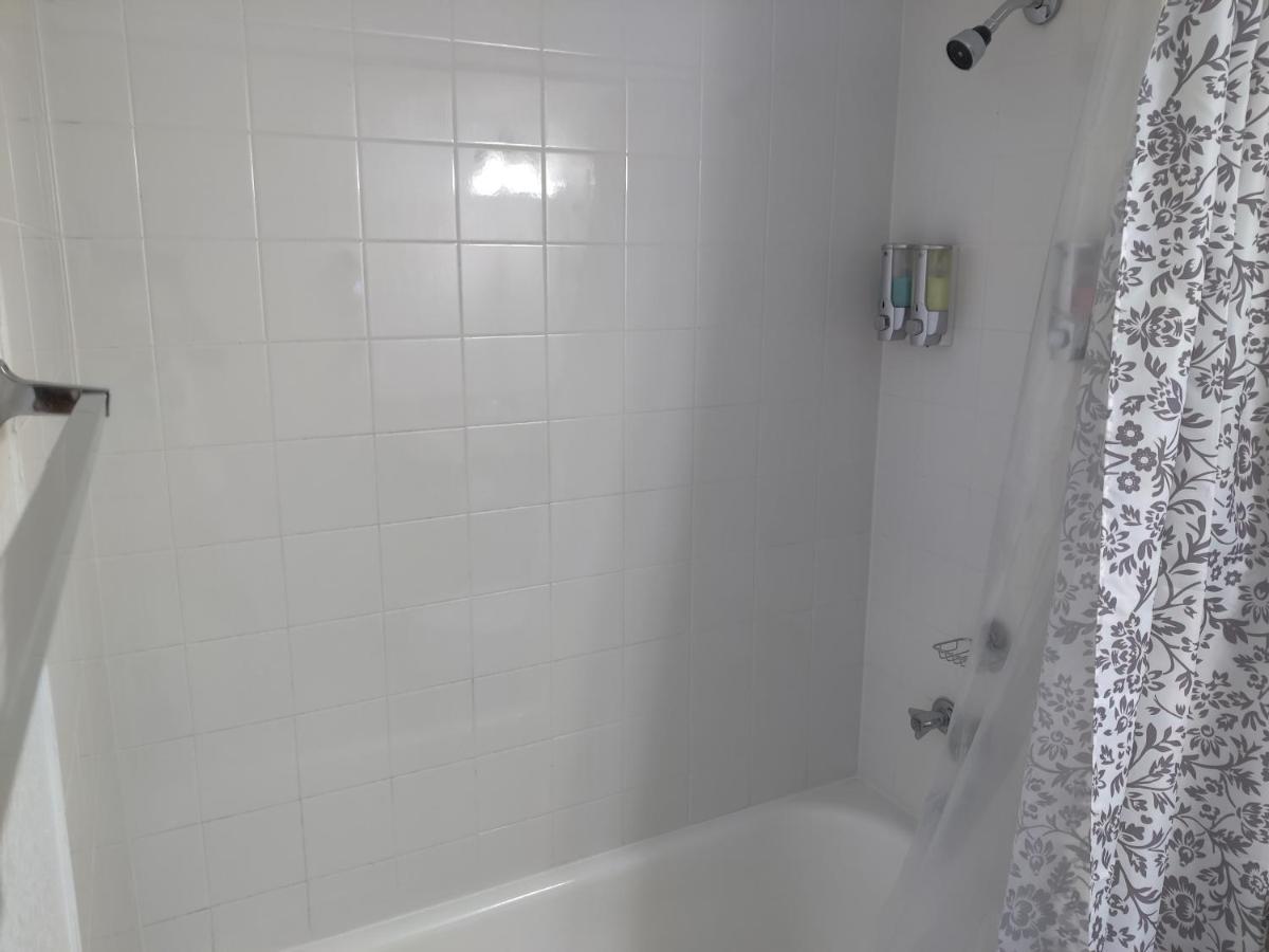 Centauri Vacation Rentals Beautiful 2-Bedroom Condo, Near All Orlando Attractions, Free Parking & Wi-Fi, King Bed, #1 外观 照片
