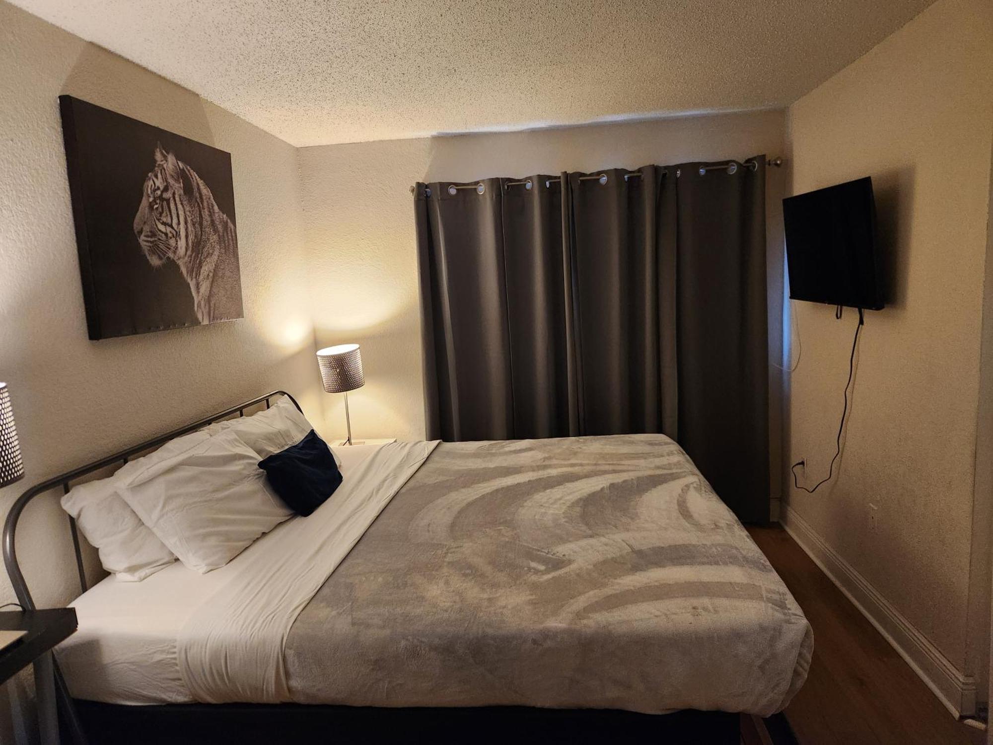 Centauri Vacation Rentals Beautiful 2-Bedroom Condo, Near All Orlando Attractions, Free Parking & Wi-Fi, King Bed, #1 外观 照片